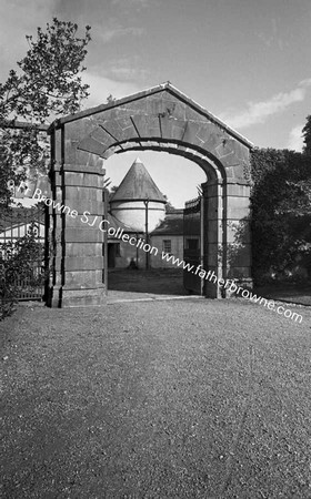 MOUNT CONGREVE  GATEWAY TO WEST YARD